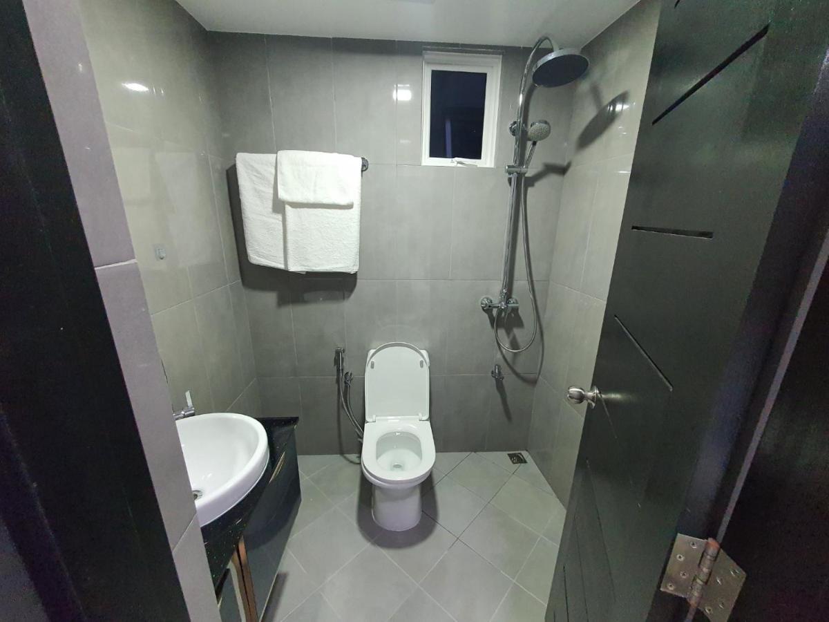 Tour Inn Мале Экстерьер фото